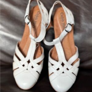 Cobb Hill by New Balance Women's Elegant White Sandals 9.5